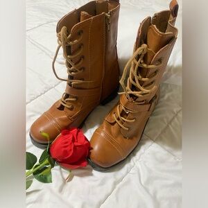BAXBOO Boot in Caramel color size 71/2 runs a little small